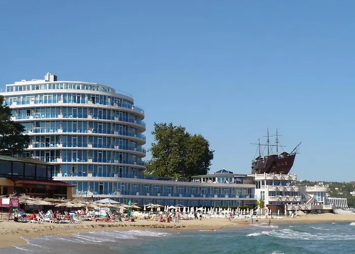 Hotell Sirius And 4*